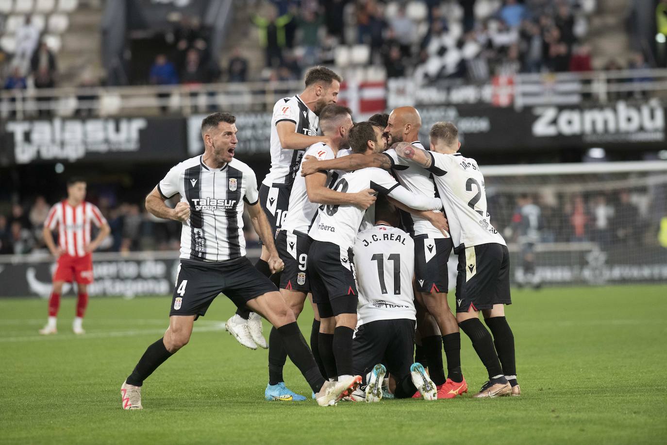 La victoria del Cartagena ante el Sporting, en imágenes