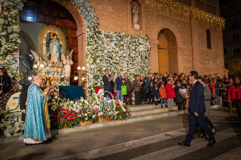 La ofrenda de flores a La Purísima de Torrevieja, en imágenes