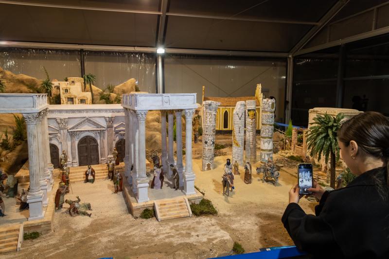 El nuevo belén municipal de Torrevieja, en imágenes