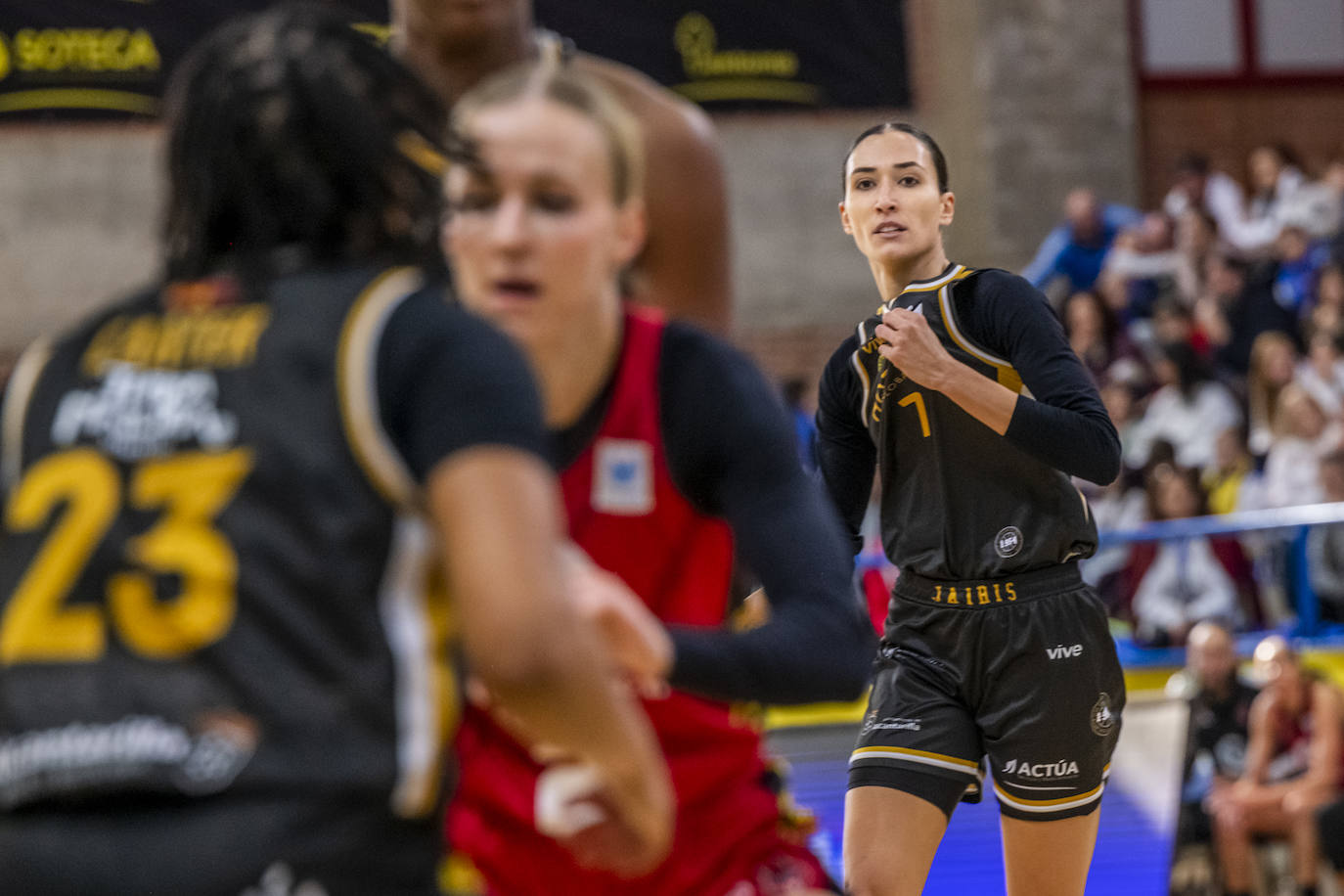 El partido entre el Jairis y el Casademont Zaragoza, en imágenes