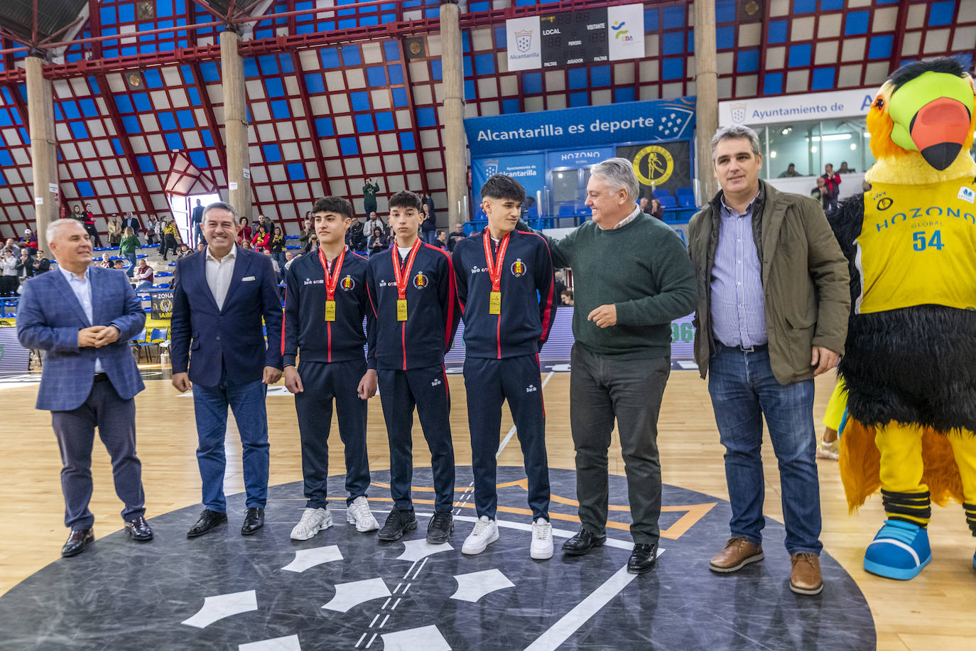 El partido entre el Jairis y el Casademont Zaragoza, en imágenes