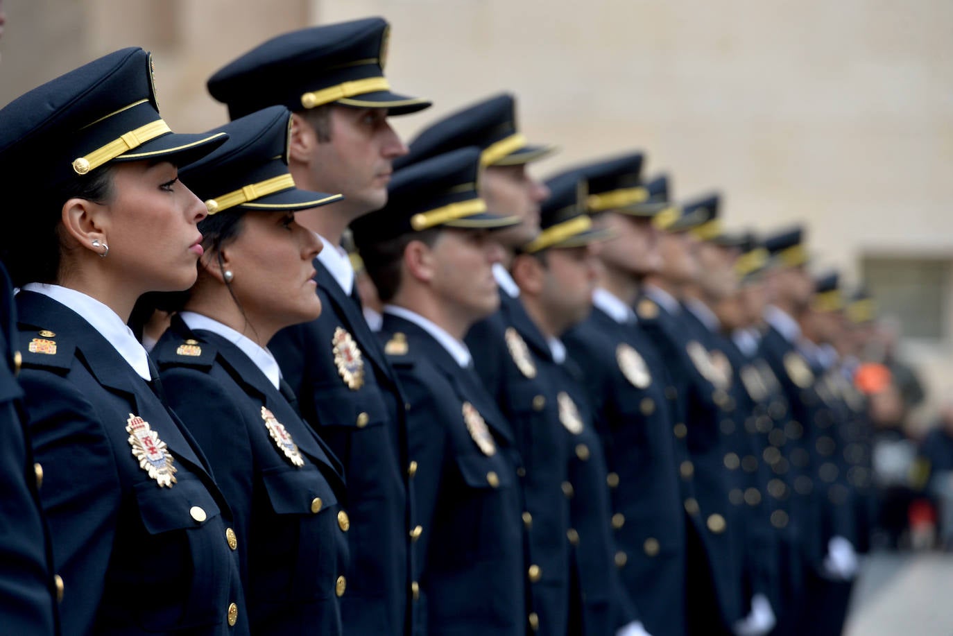 La toma de posesión de 56 nuevos policías locales de Murcia, en imágenes