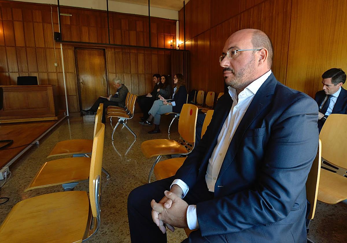 Pedro Antonio Sánchez, en el Palacio de Justicia por el caso 'Auditorio', en noviembre de 2022.