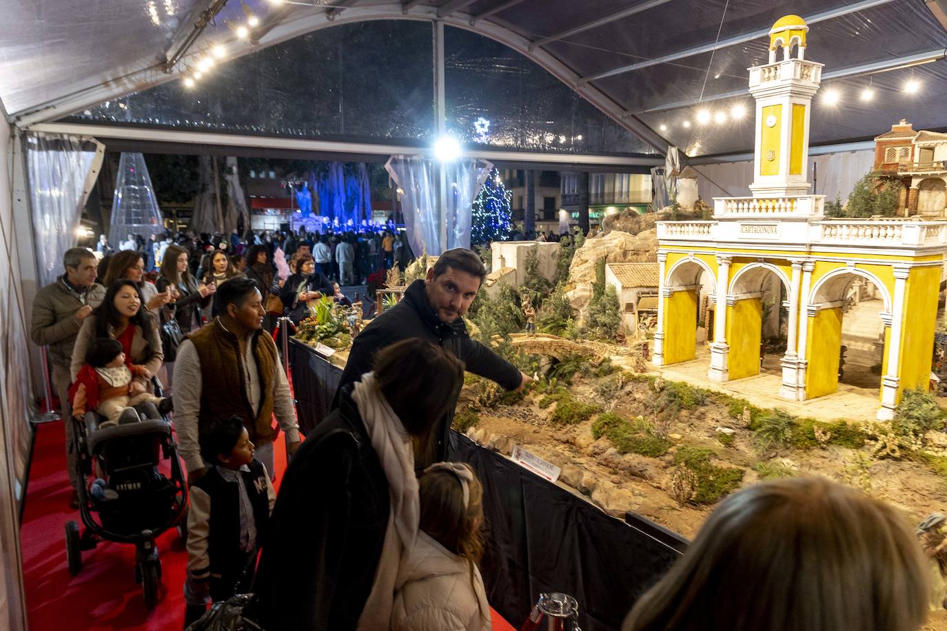La apertura del Belén municipal de Cartagena y el encendido de luces, en imágenes