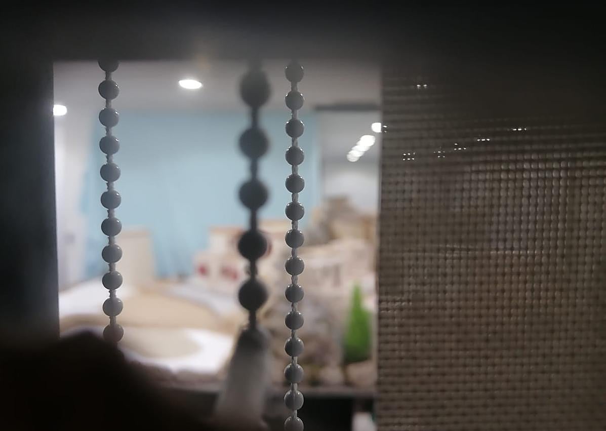 Imagen secundaria 1 - Trabajos en el interior de la pecera.