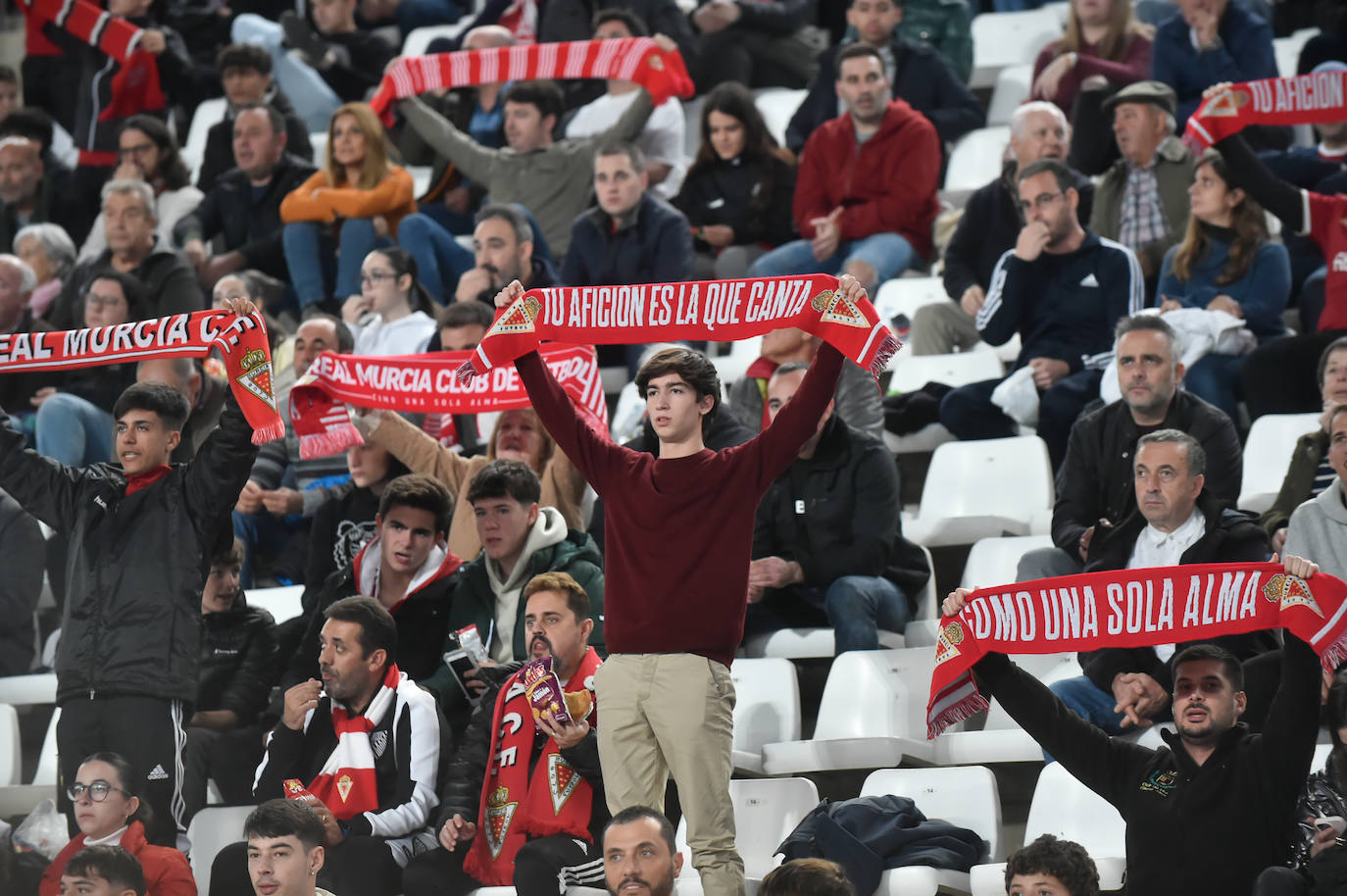 La derrota del Real Murcia frente al Antequera, en imágenes