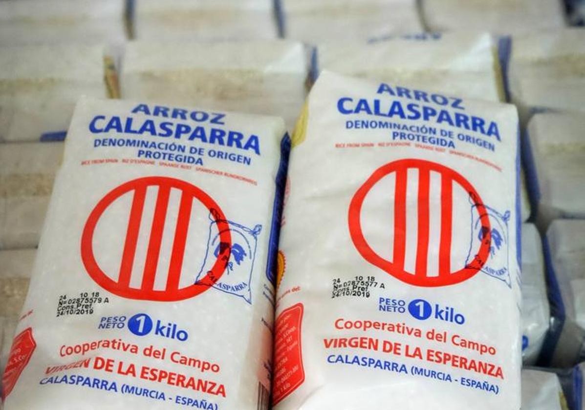 Paquetes de arroz de la DOP de Arroz de Calasparra.