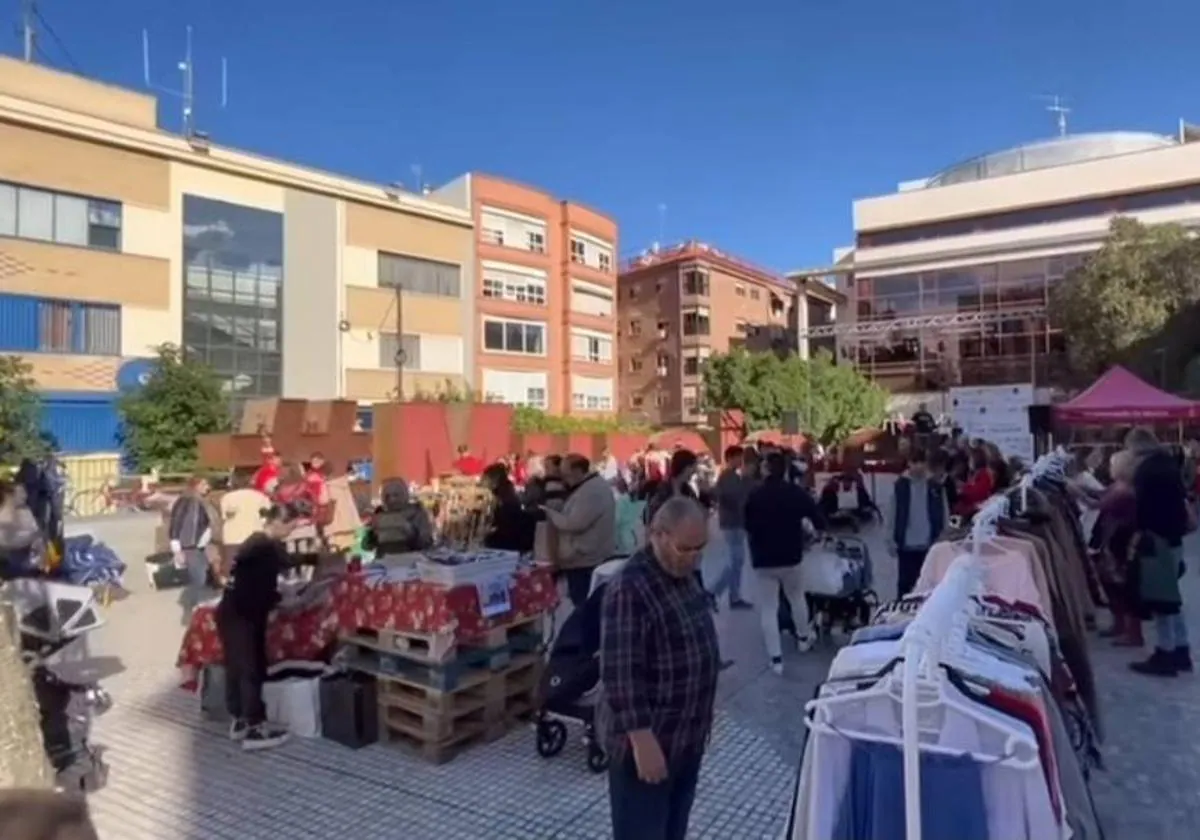 The Plaza Europa in Murcia hosts this weekend the fourth edition of the San Lorenzo solidarity market