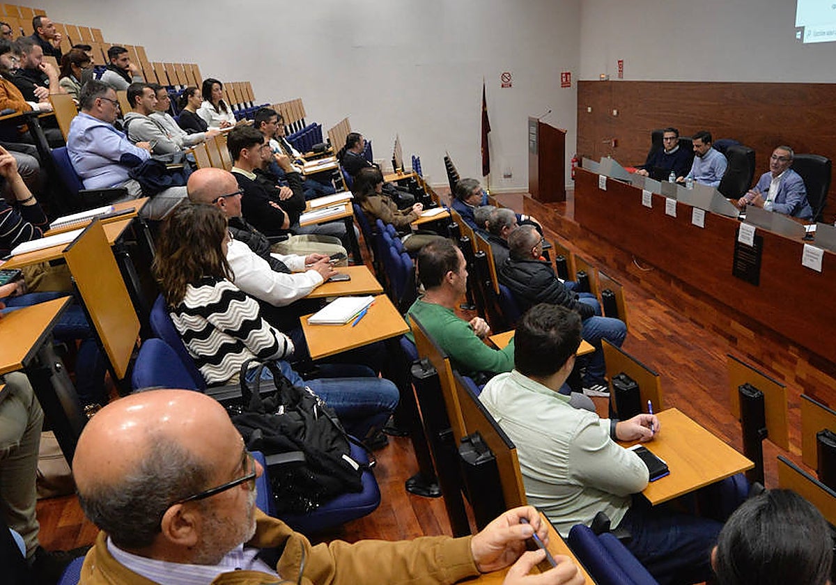 Técnicos de Industria y Aremur imparten una jornada técnico sobre autoconsumo energético en la Fremm