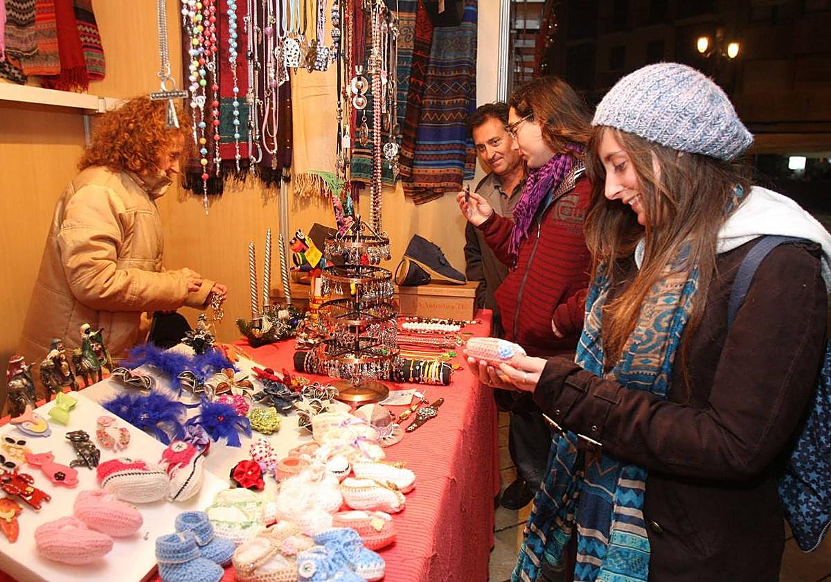 Mercadillo navideño en una imagen de archivo.