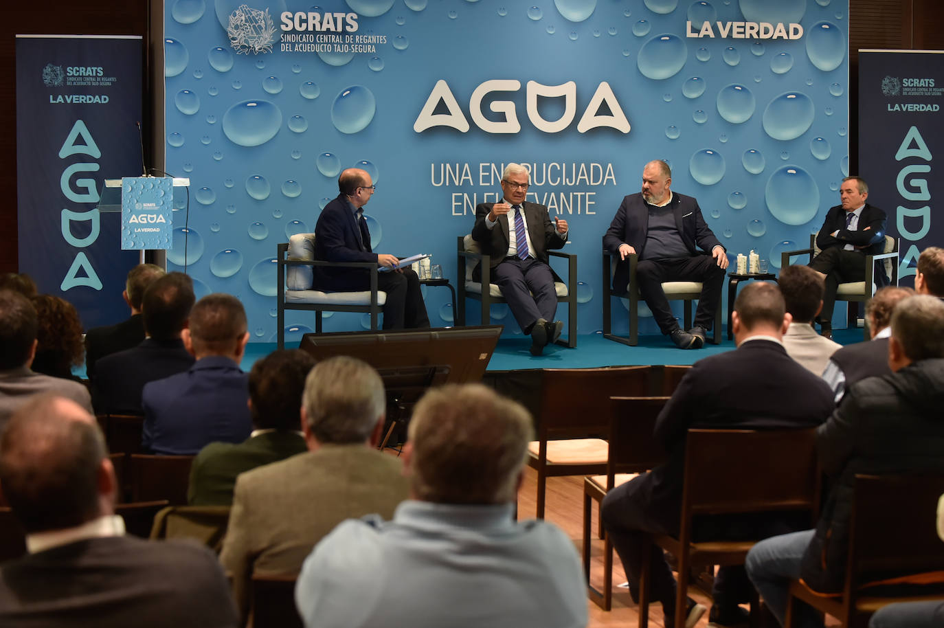 El foro &#039;Agua: una encrucijada en el Levante español&#039;, en imágenes