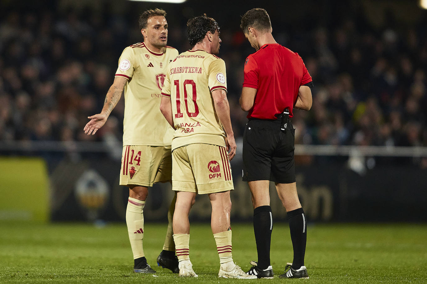 La derrota del Real Murcia frente al Castellón, en imágenes