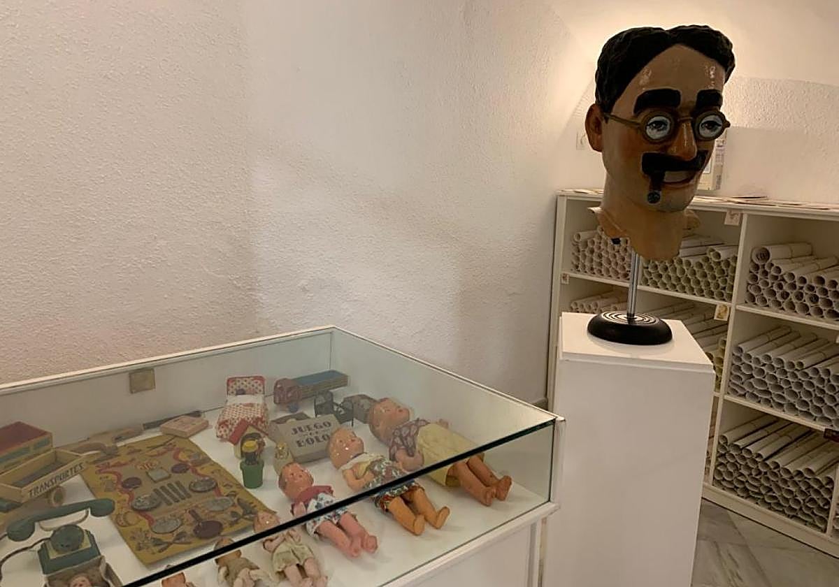 Algunos de los juguetes expuestos en el Gaya.