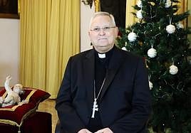 El obispo de Cartagena, José Manuel Locar Planes, en su discuso de felicitación de Navidad.