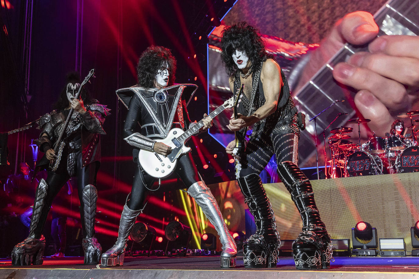 ﻿El festival Rock Imperium de Cartagena cerró su segunda edición con un concierto histórico, el de la legendaria banda Kiss, que recaló en la ciudad portuaria durante su gira mundial de despedida. Una noche inolvidable para los amantes del heavy metal.