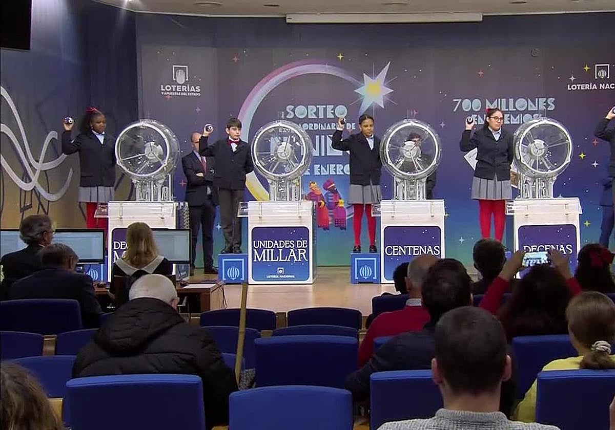 Celebración del sorteo de la Lotería del Niño