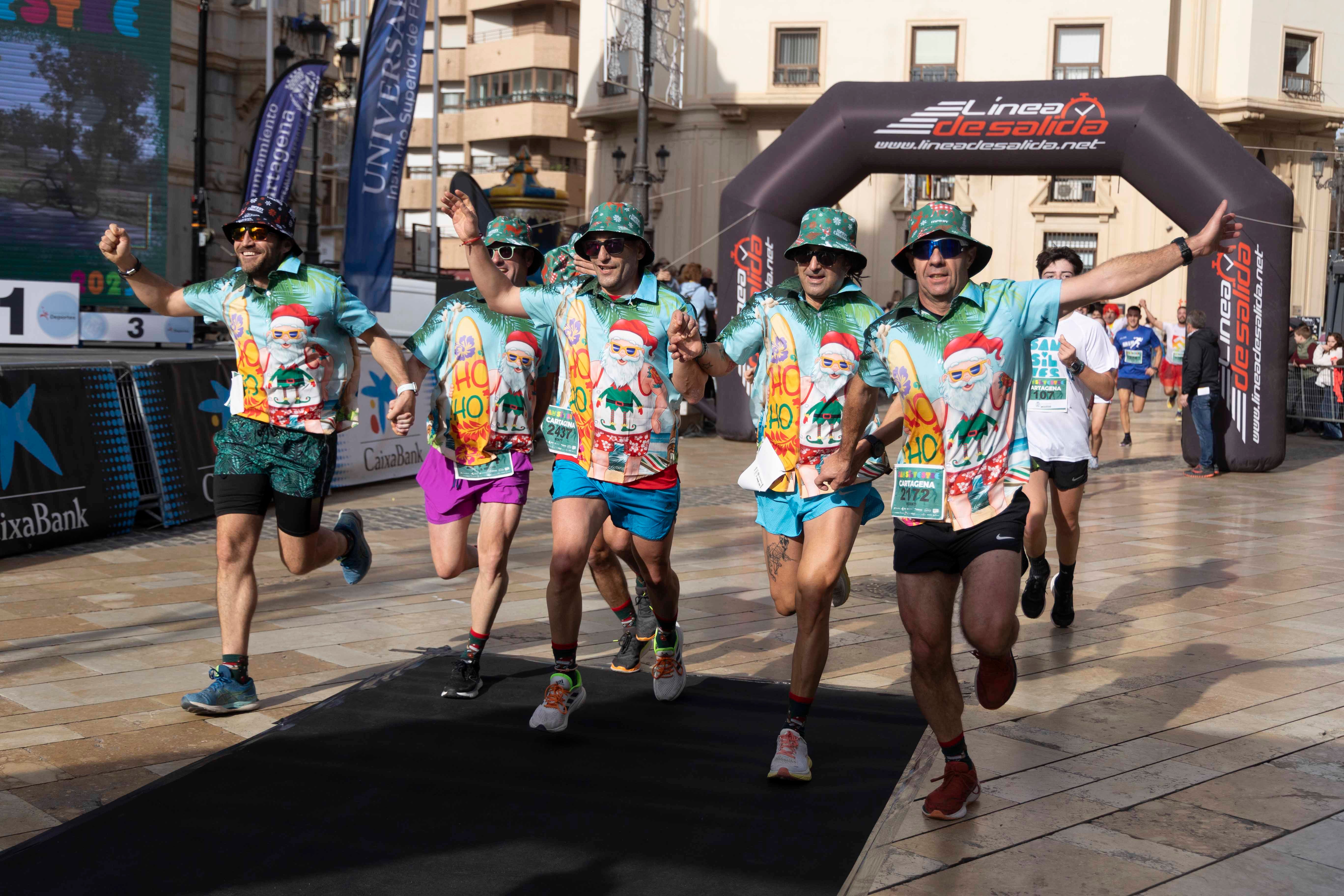 Los disfraces de la San Silvestre de Cartagena 2023, en imágenes