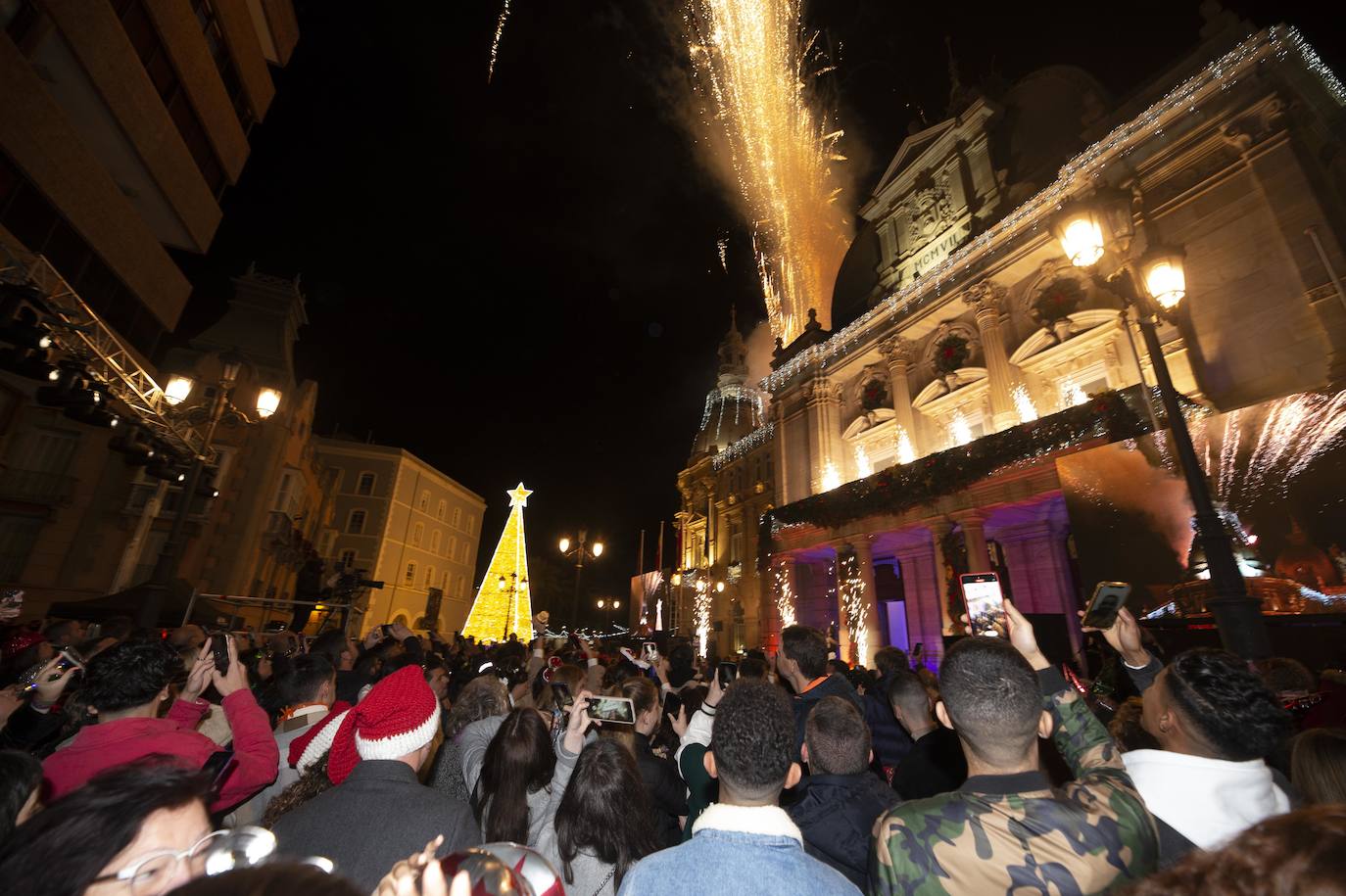 Fotos: Cartagena sale a la calle para despedir el año