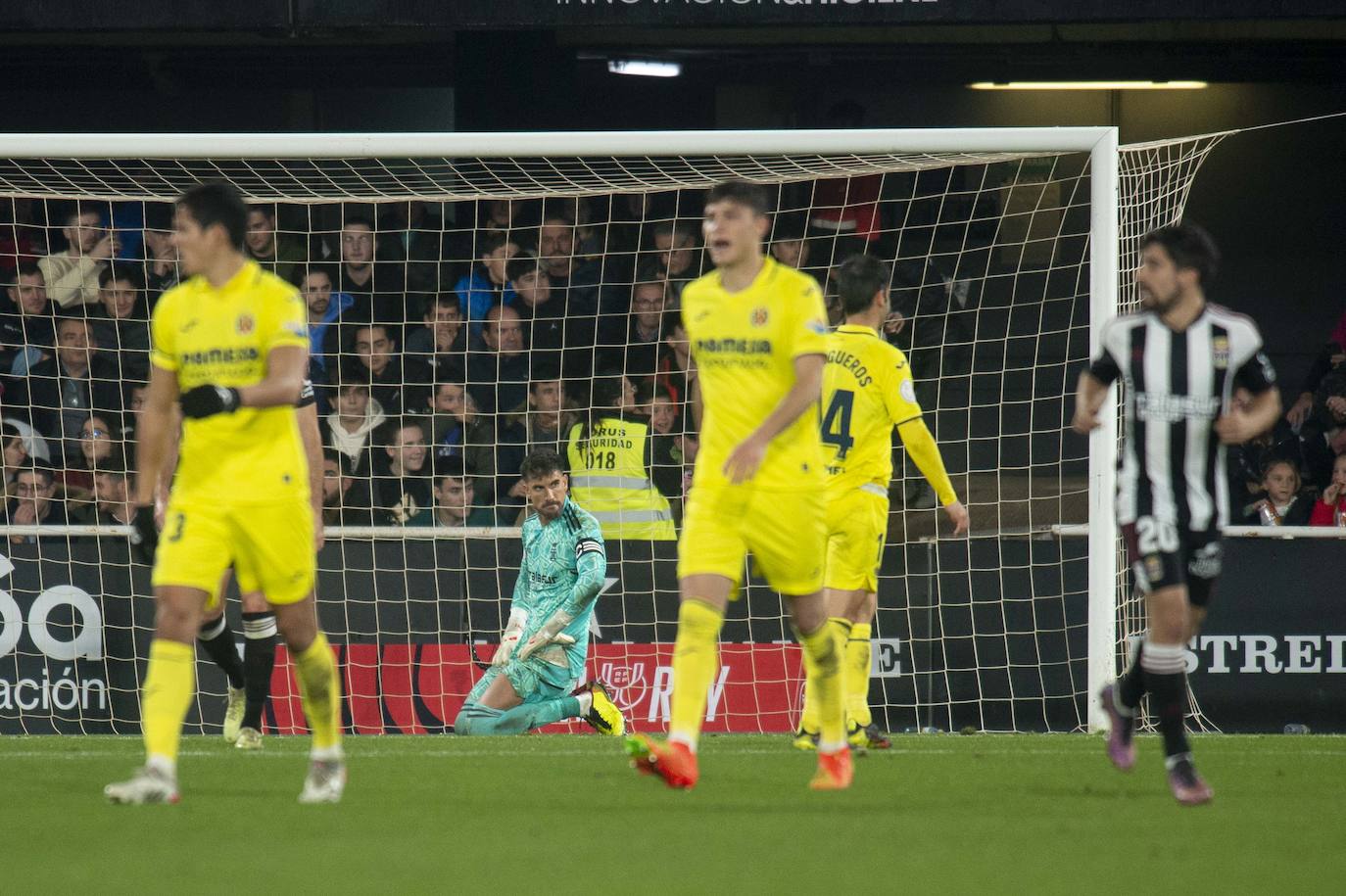 Fotos: La derrota del Cartagena frente al Villarreal, en imágenes