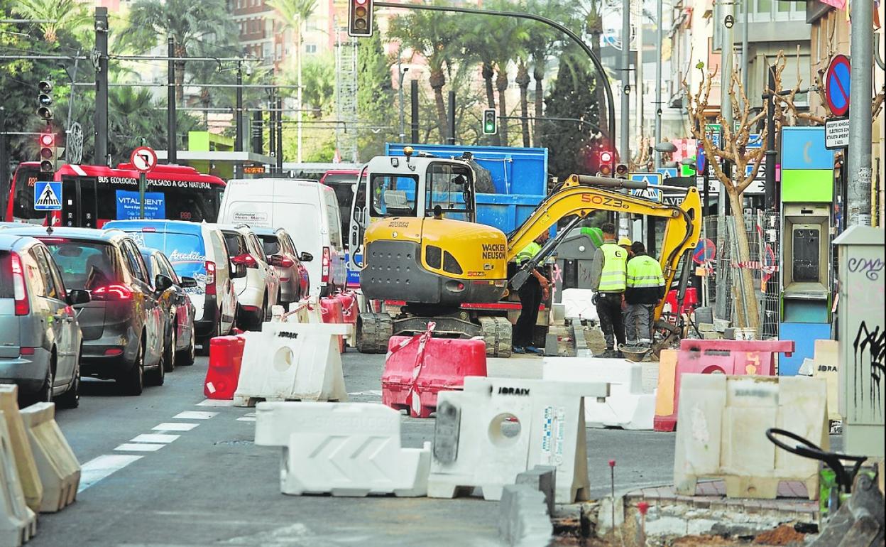 Obras del plan de movilidad, en marcha en ronda de Levante. 