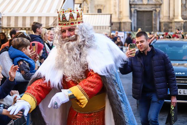 Fotos: Murcia recibe a los Reyes Magos
