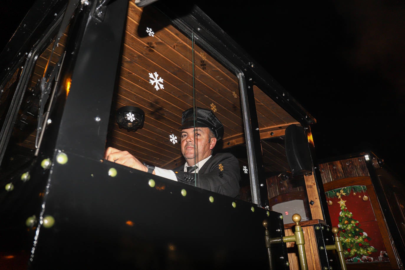 Fotos: Cabalgata de los Reyes Magos en Murcia 2023