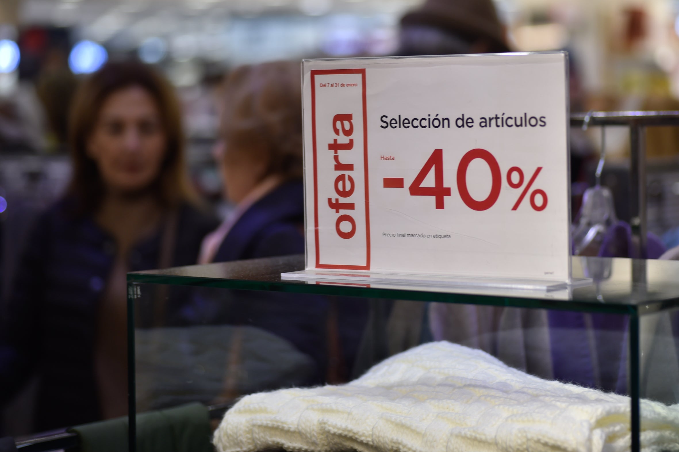 Fotos: Las rebajas «diluidas» por los descuentos llenan tiendas y centros comerciales de Murcia