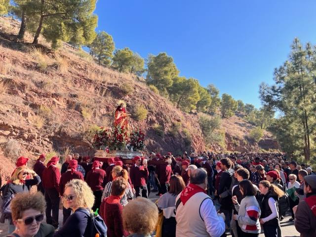 Fotos: La Patrona de Totana regresa a su santuario acompañada por unas 15.000 personas