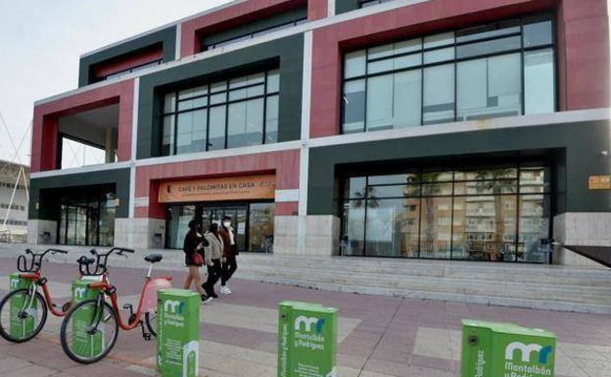 Fachada de la Biblioteca Regional, en una imagen de archivo.