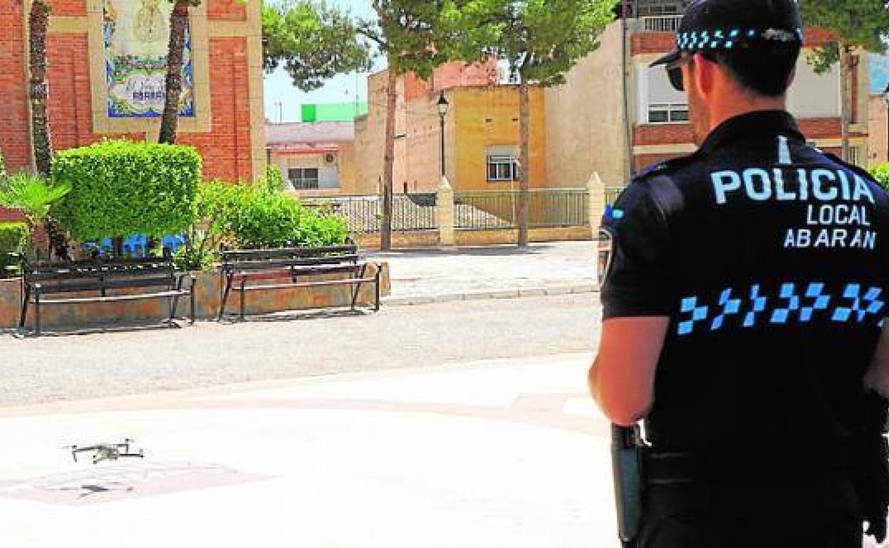 Un agente de la Policía Local.