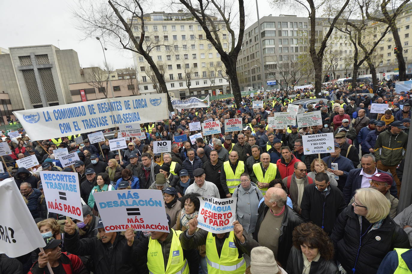 Fotos: La protesta contra el recorte del Trasvase Tajo-Segura, en imágenes