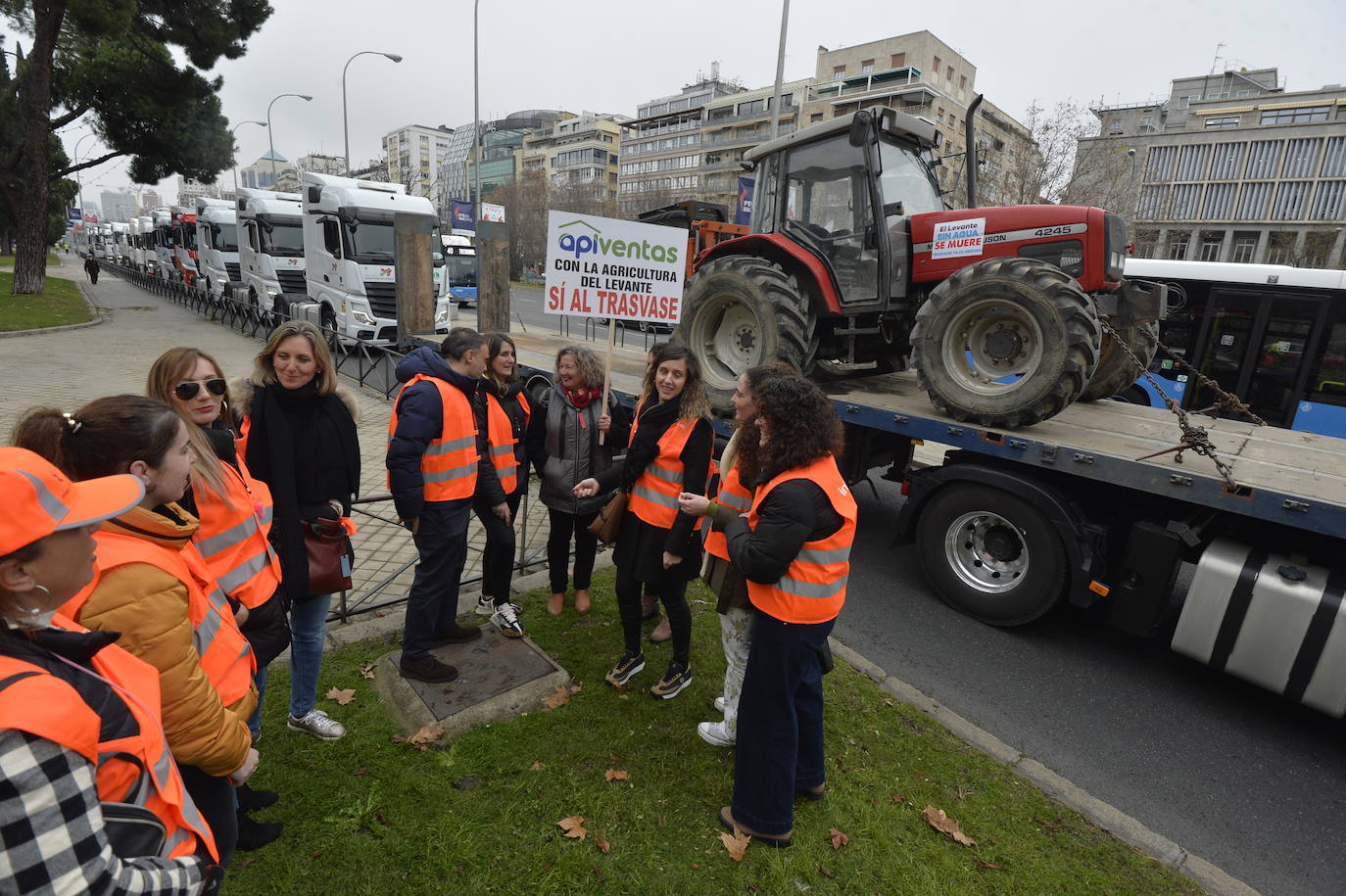 Fotos: La protesta contra el recorte del Trasvase Tajo-Segura, en imágenes