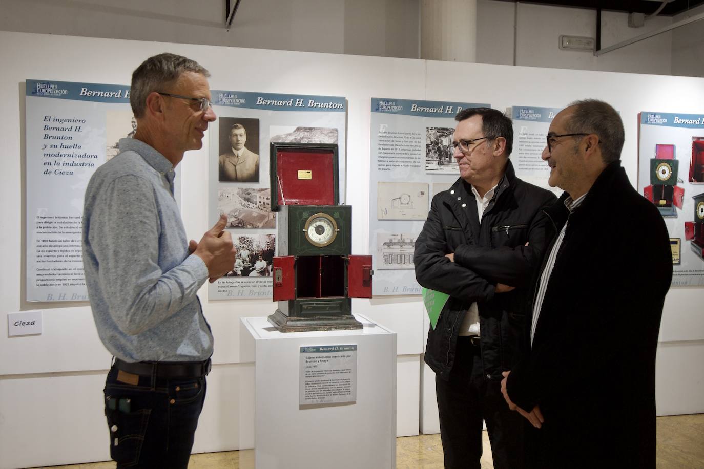 Fotos: Exposición &#039;Huellas de la europeización en la Región de Murcia&#039;