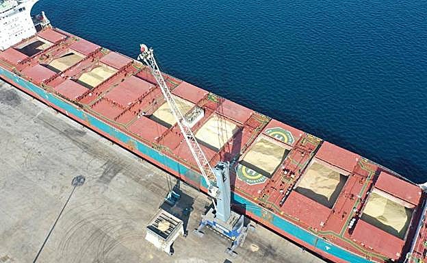 El Puerto de Cartagena cerró 2022 con su mejor registro histórico en movimiento de cereal con 3,3 millones de toneladas