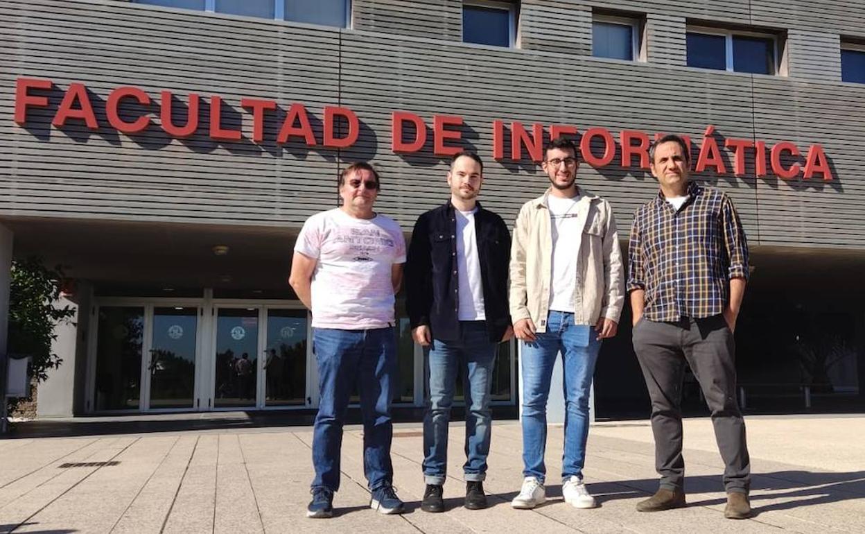 Los investigadores de la UMU José Tomás Palma, Alejandro Cisterna, Antonio Guillén y Juan A. Botía.