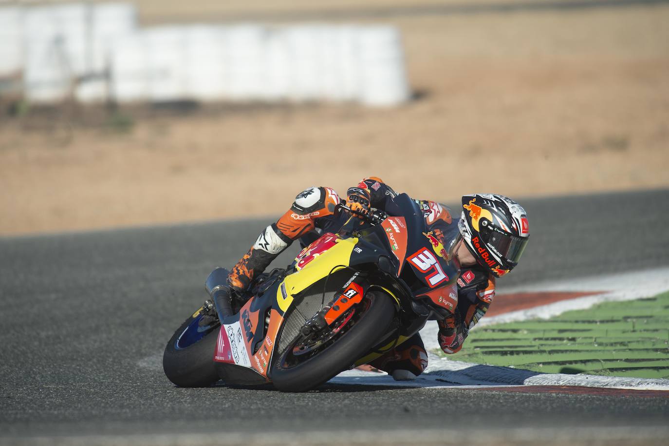 Fotos: Acosta se pone a punto en Cartagena