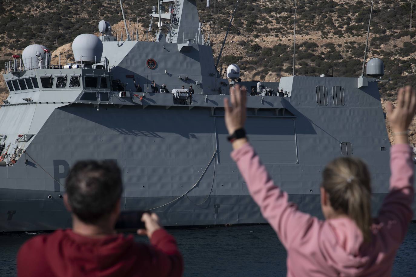 Fotos: La salida del buque Audaz en Cartagena, en imágenes