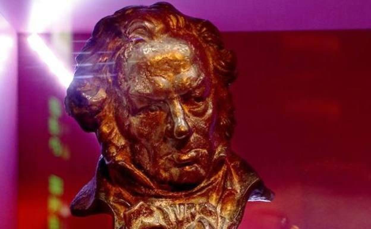Un premio Goya. 