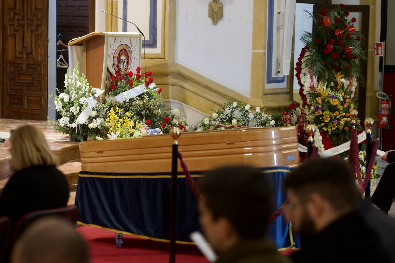 Fotos: El último adiós a José Luis Mendoza, en imágenes