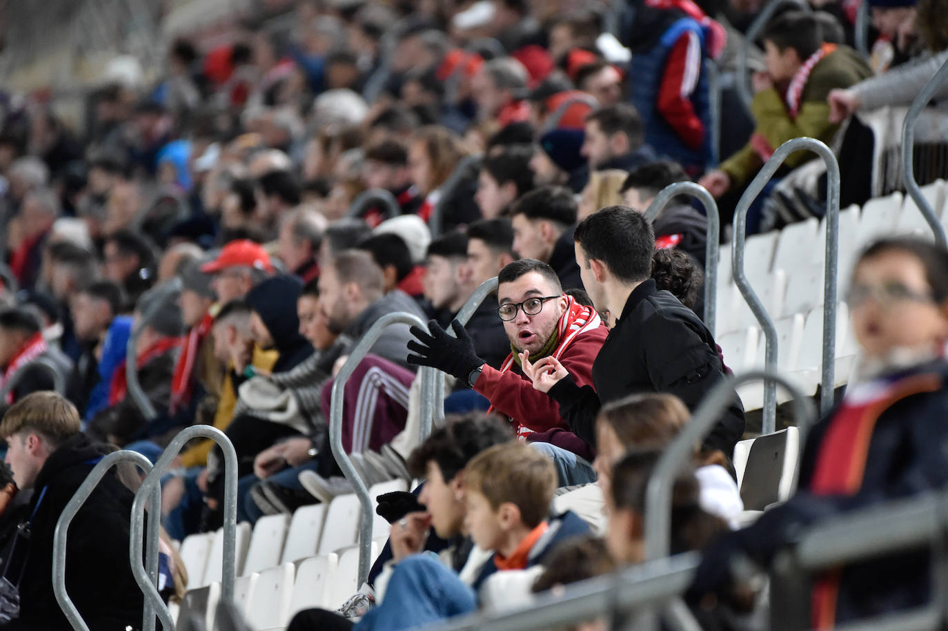 Fotos: Búscate en las gradas del Enrique Roca en la victoria del Real Murcia