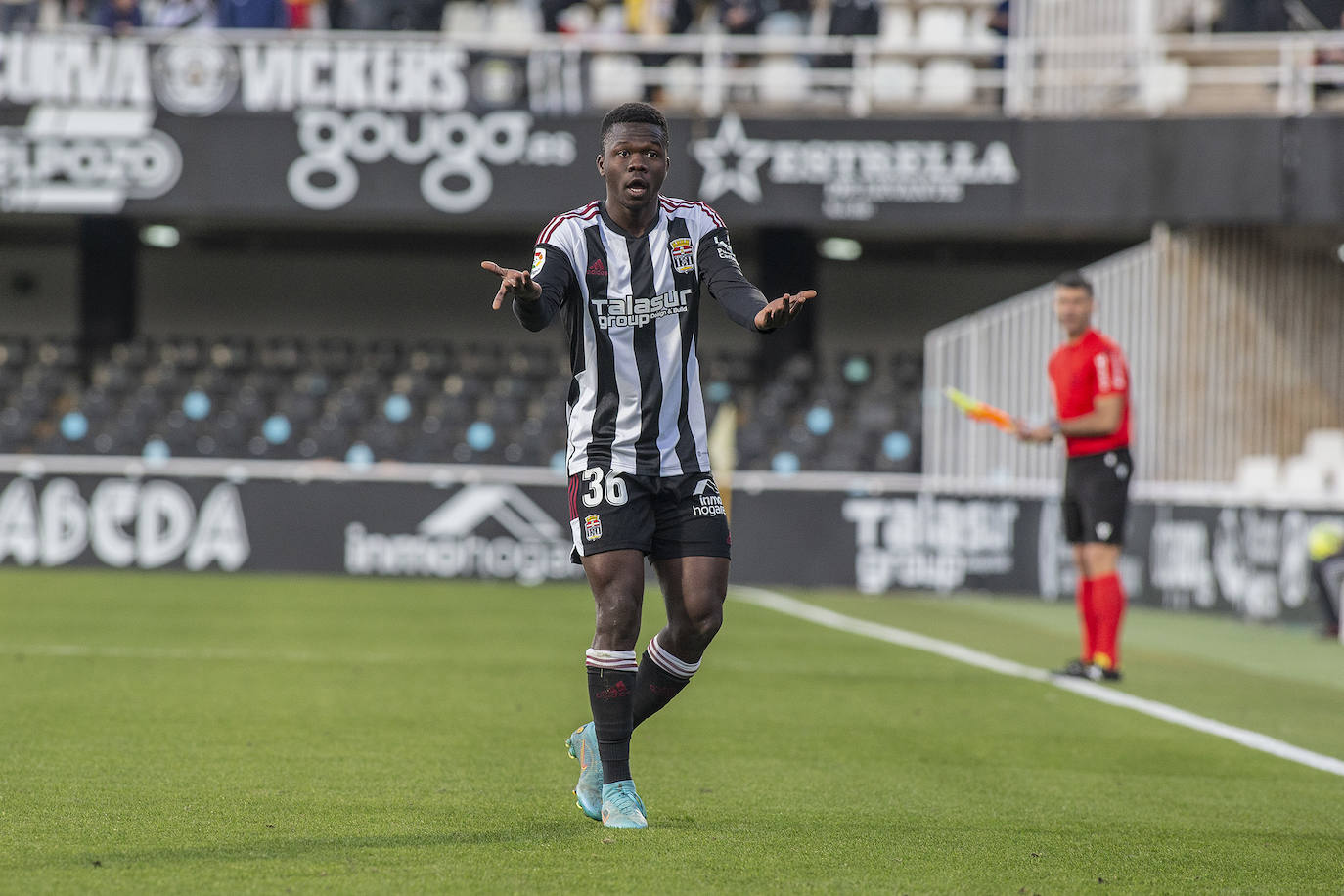 Fotos: El partido del FC Cartagena frente al Tenerife, en imágenes