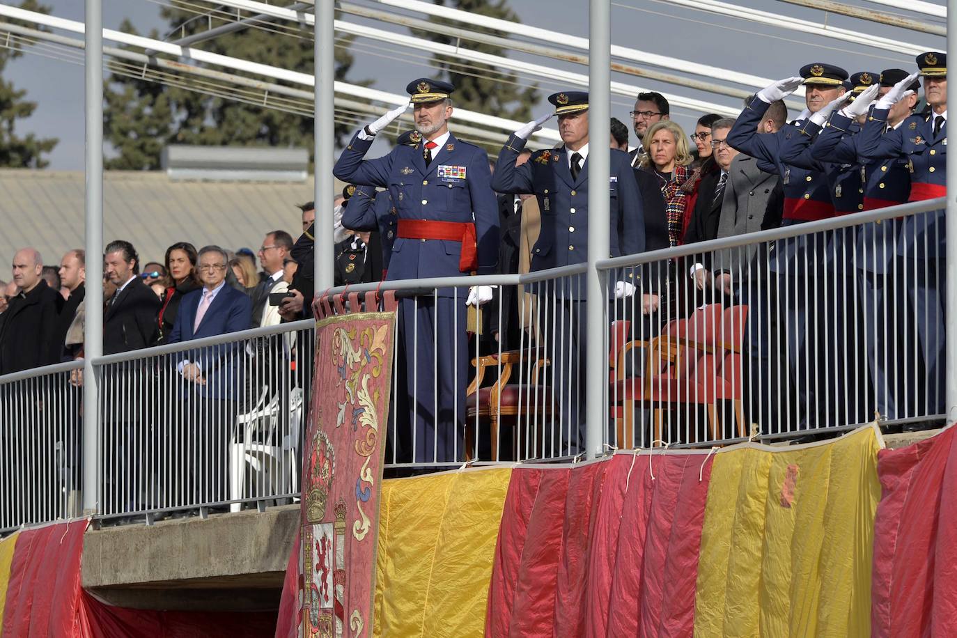 Fotos: 75º aniversario de la Escuela Militar de Paracaidismo Méndez Parada, en imágenes
