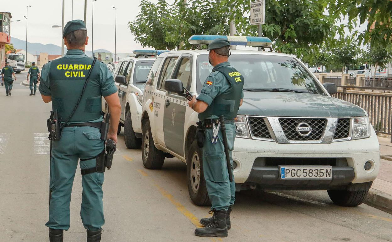 Guardia civil en Mazarrón en una imagen de archivo. 