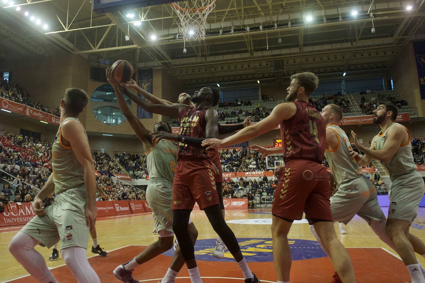 Fotos: La derrota del UCAM Murcia frente al Baskonia, en imágenes