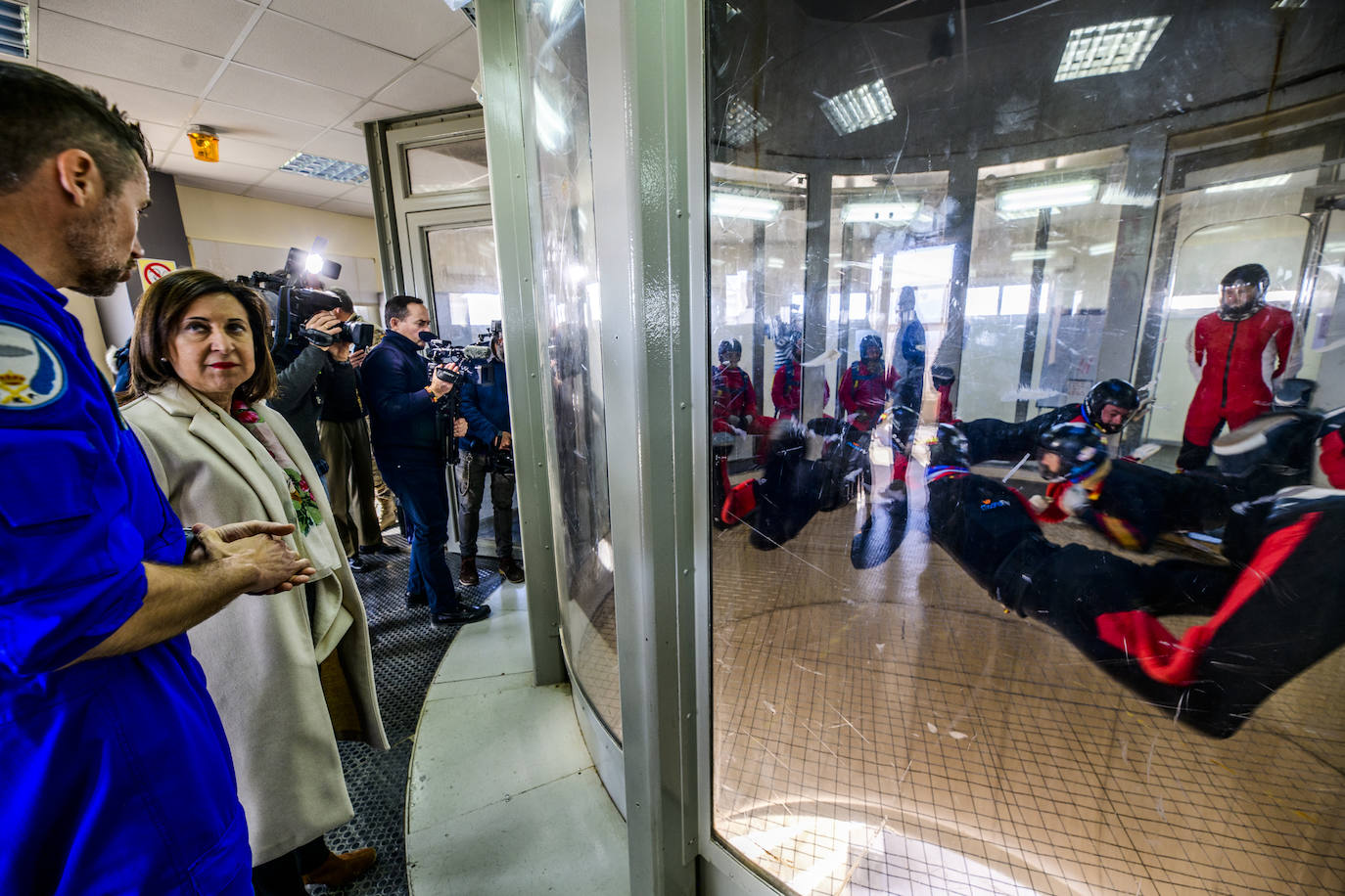 Fotos: La visita de la ministra Robles a la base aérea de Alcantarilla, en imágenes