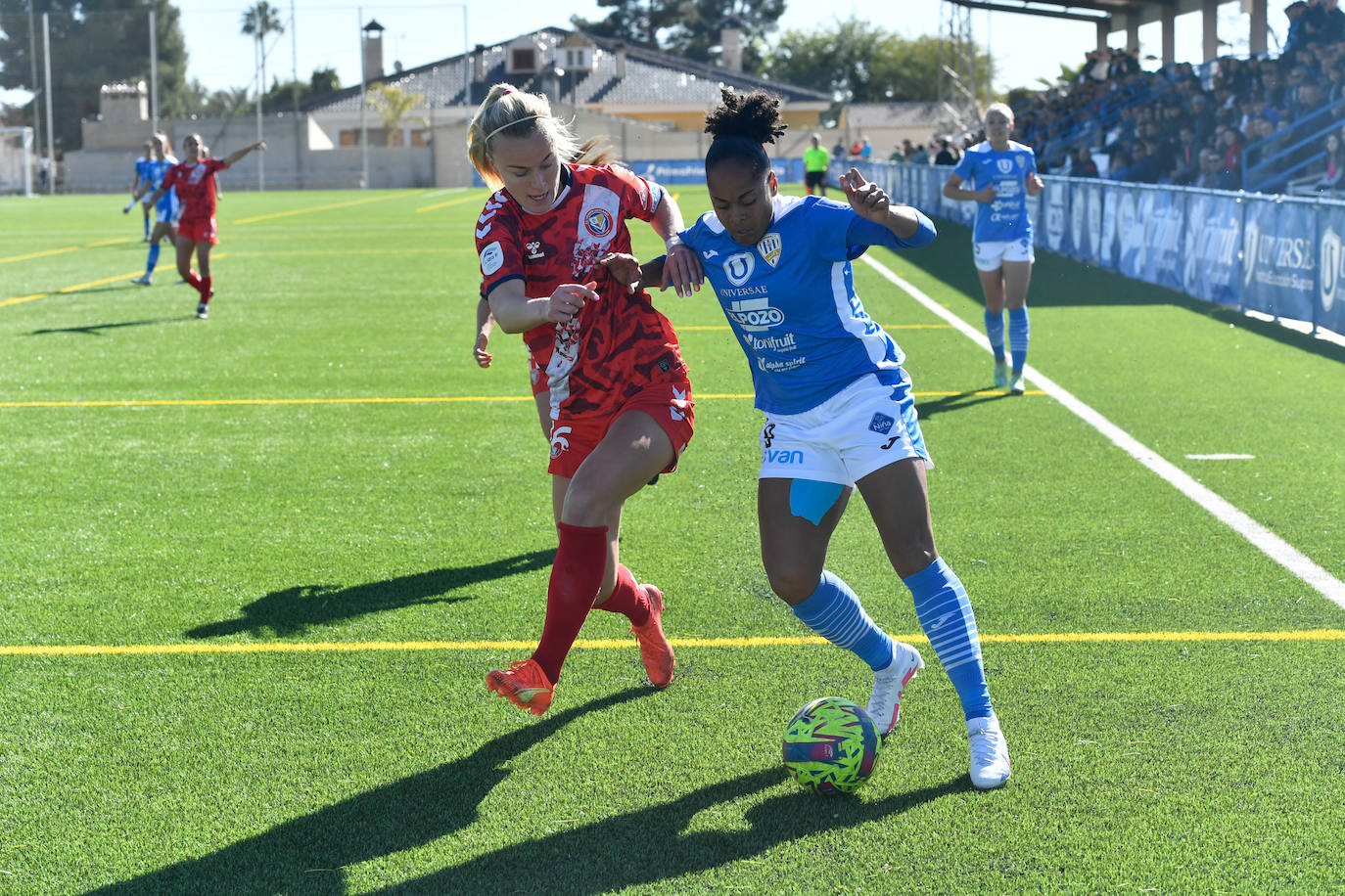 Fotos: El partido entre el Alhama y el Levante Las Planas, en imágenes