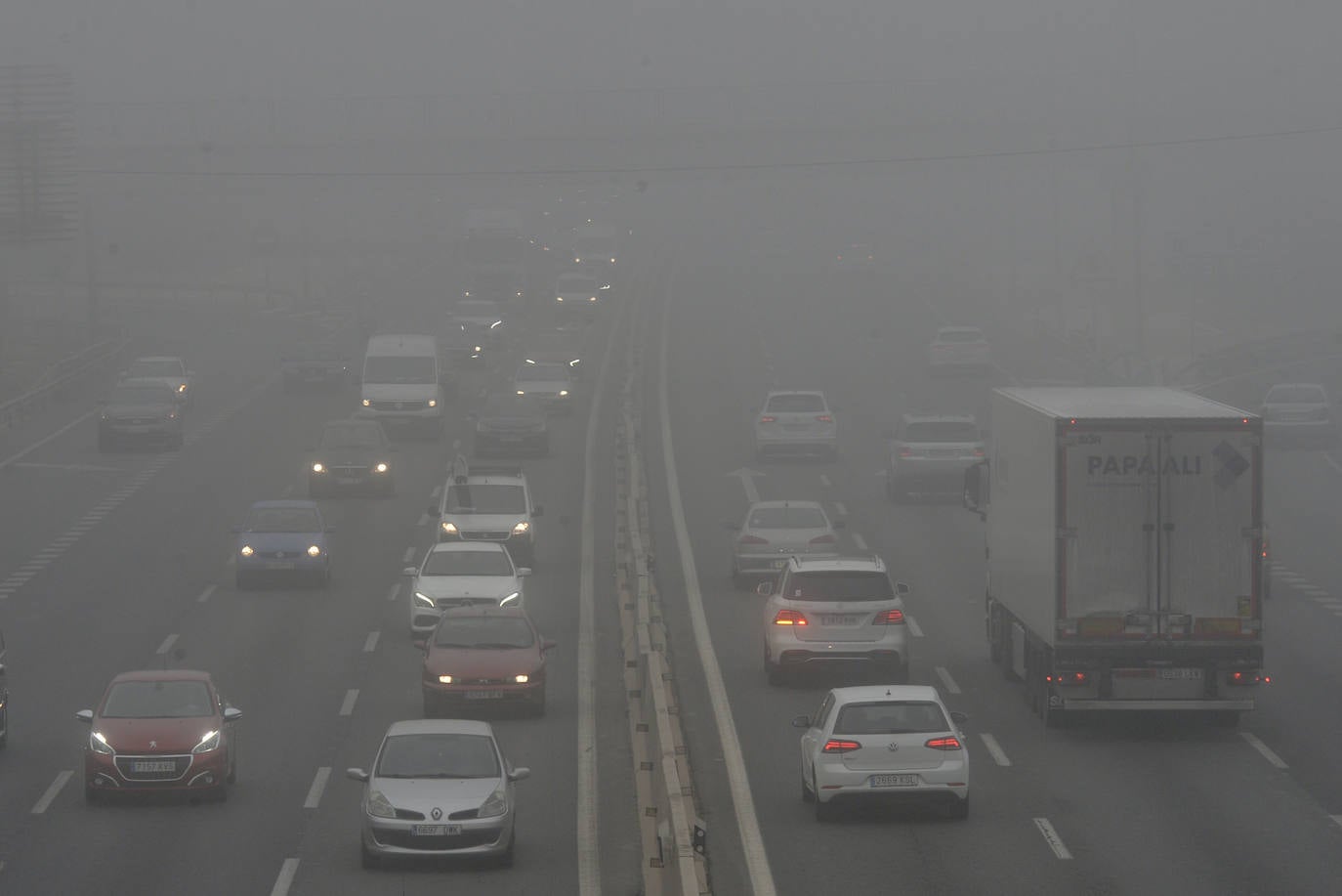 Fotos: La niebla cubre la Región, en imágenes