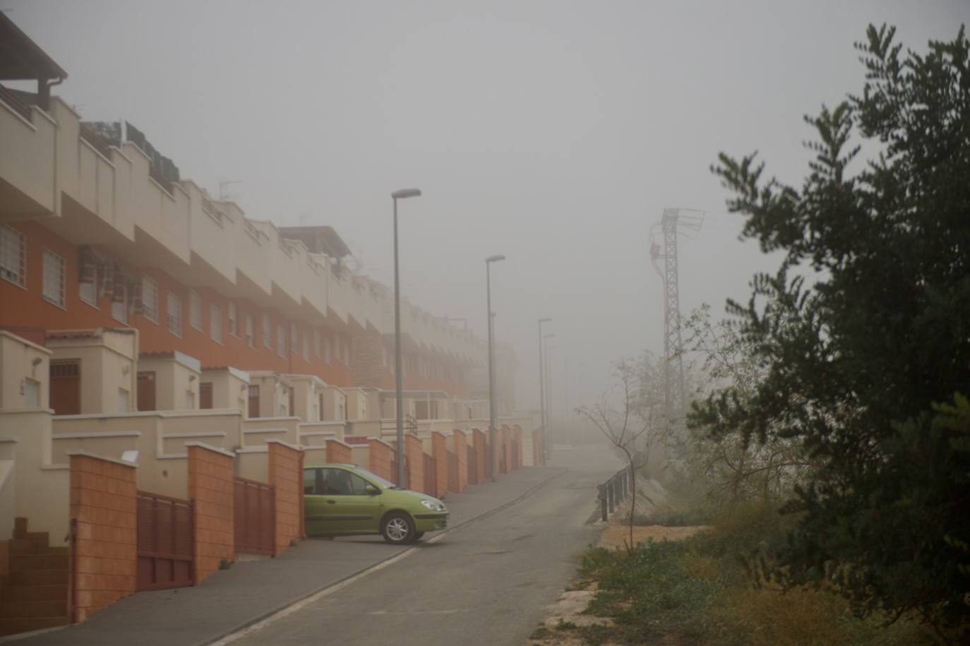 Fotos: La niebla cubre la Región, en imágenes