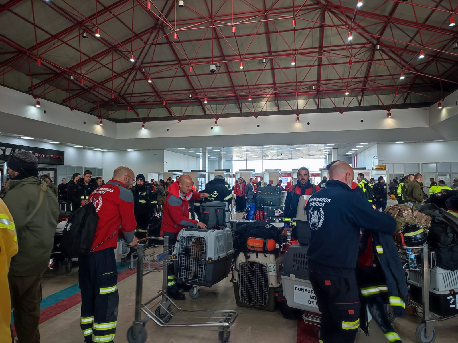 Equipo de Bomberos SIn Fronteras en el que viaja Manuel Pardo. 