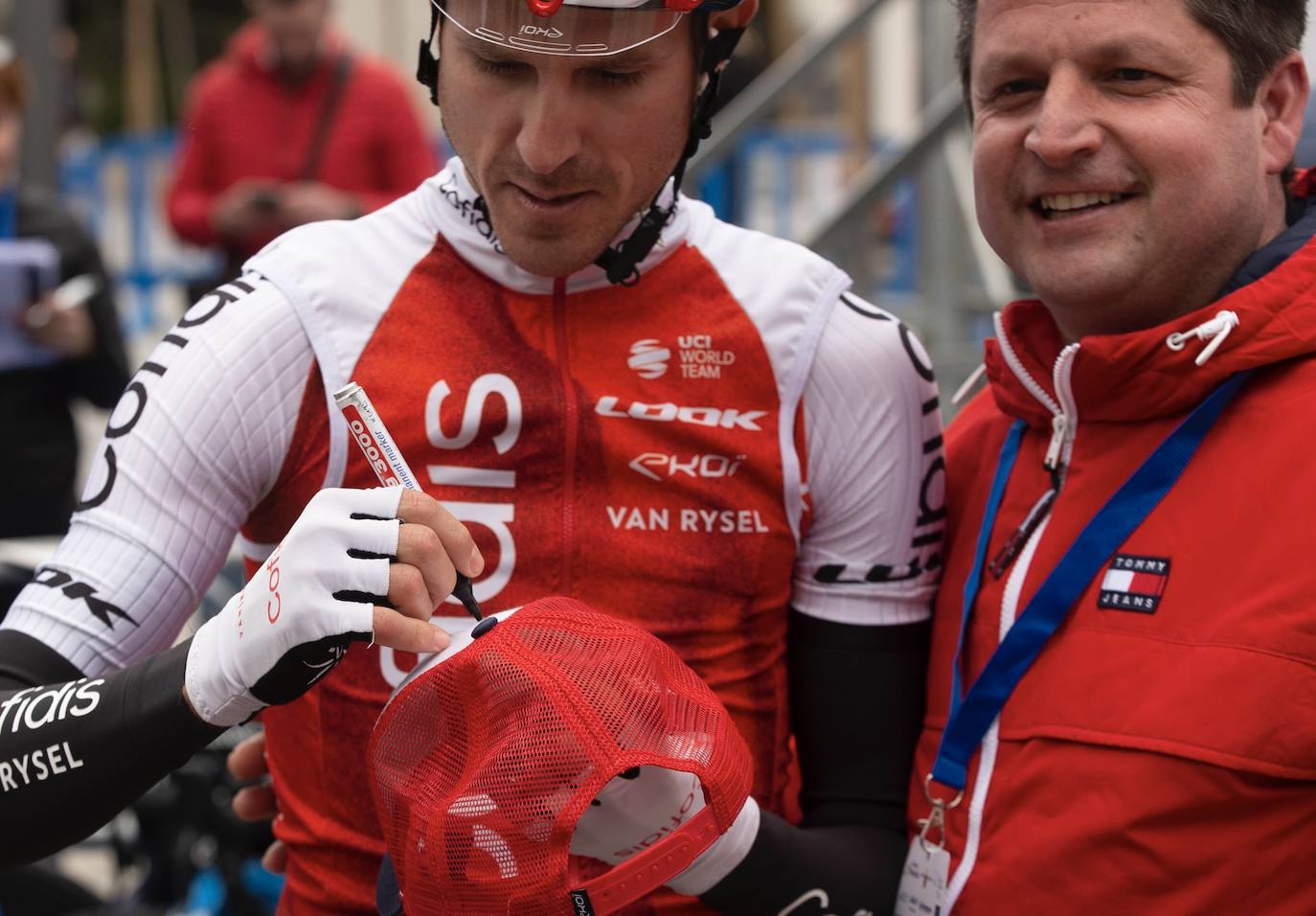 Fotos: Gotas de sudor, lluvia y barro en la Vuelta Ciclista a la Región de Murcia 2023